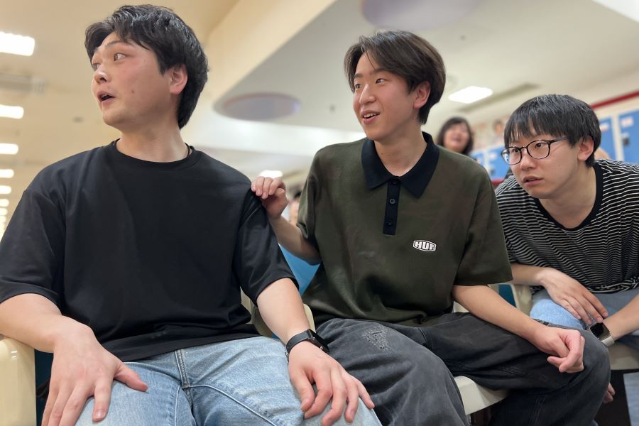ボーリング大会集合写真